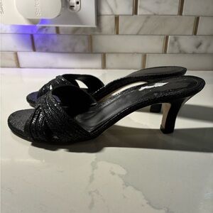 Black VTG kitten Heel Slip-On Sandals Sz 6.5
